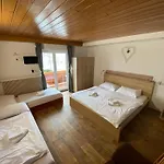 Tyrol Vendégház
