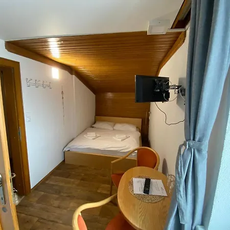 Tyrol 3*