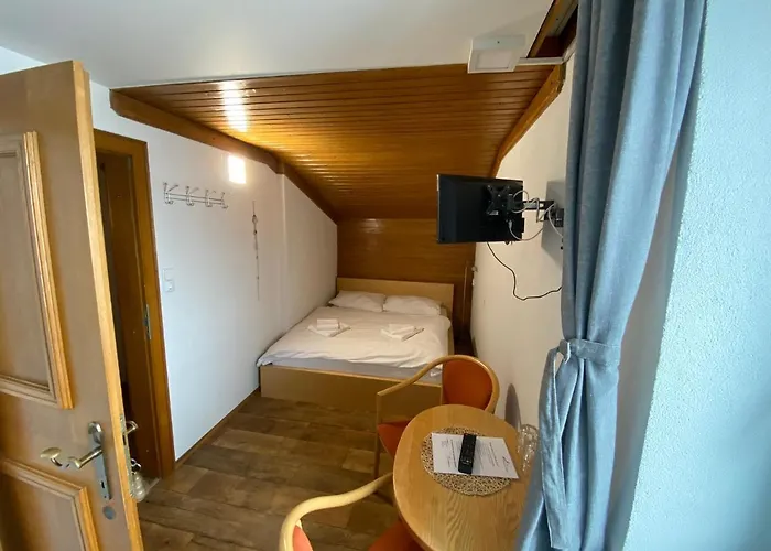 Tyrol 3*